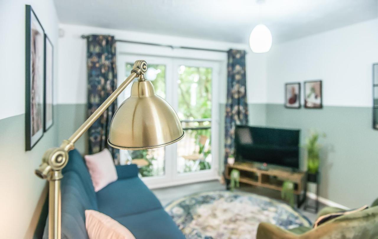 Pipkin Place Serviced Apartment Ковентри Экстерьер фото